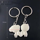 porte clé couple amoureux vue de dos avec dimensions affichées
