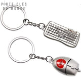 Porte clé amoureux geek avec symbole gaming, idée cadeau pour couple de joueurs