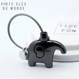 porte clé éléphant noir pour homme assorti à celui de sa partenaire