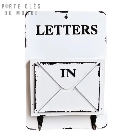 porte courrier et clés mural