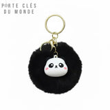 Porte clés panda pompon noir sur fond blanc, accessoire panda chic et doux pour clés ou sac