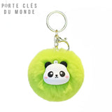 Porte clé panda pompon vert sur fond blanc, accessoire panda original avec pompon doux et tête de panda