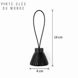 Porte clé pompon cuir noir avec dimensions indiquées, accessoire en cuir élégant et pratique pour clés, sac ou trousseau