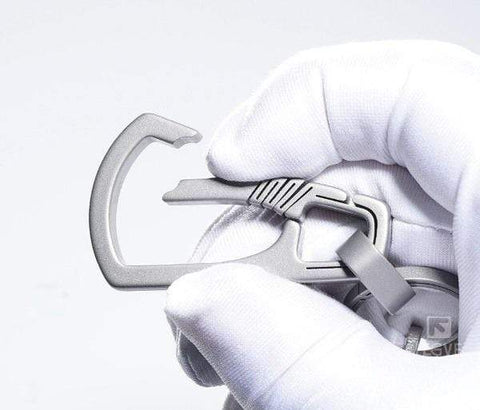Porte clef homme titane